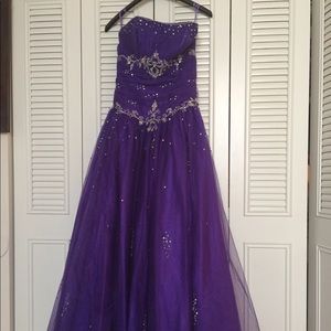 Prom dress worn once